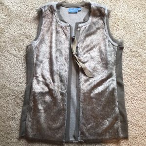 New Simply Vera Faux Fur Vest Jacket 